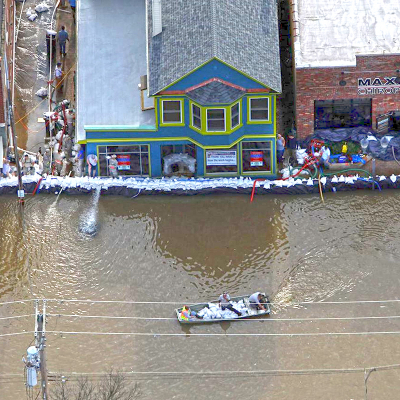 Image of Missouri river flooding