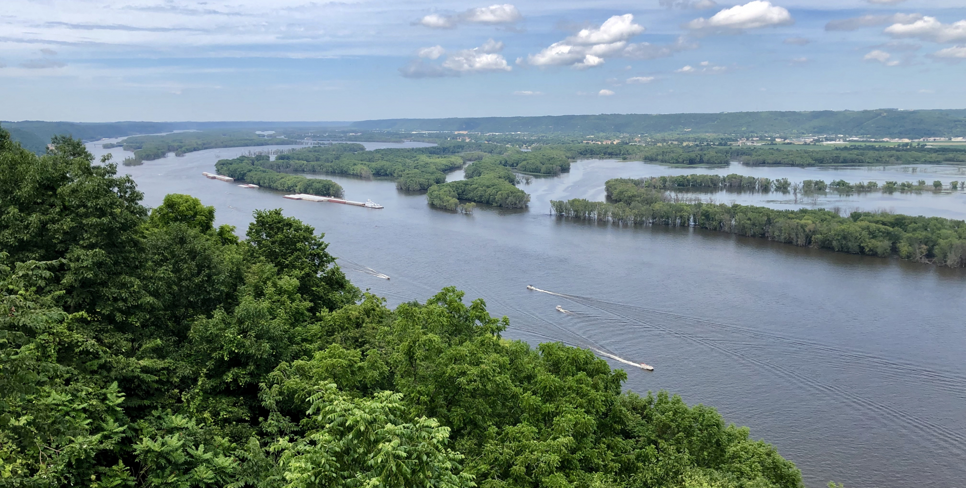 Overlook of the Upper Mississippi River with barge traffic